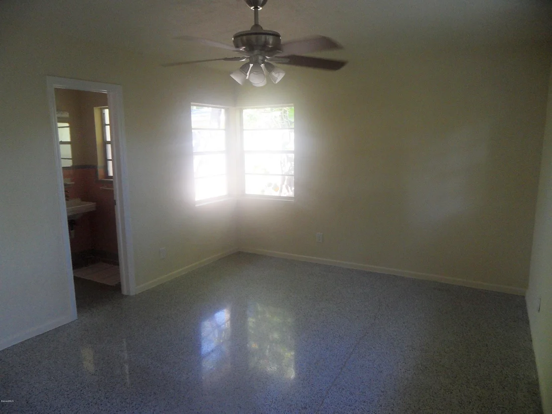 Photo of 311 Avenida De Paz