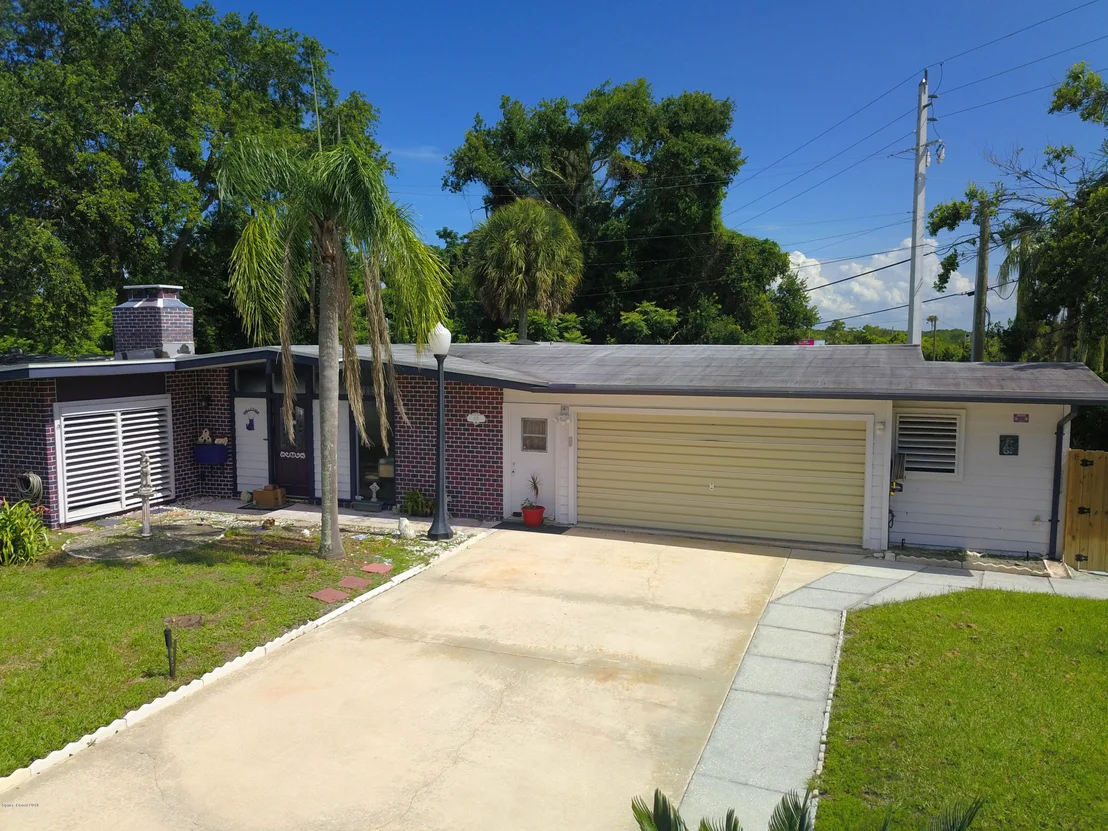 Photo of 205 River Heights Drive