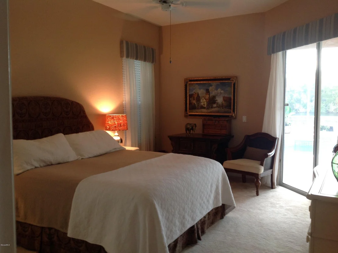 Photo of 855 CARRIAGE HILL Road