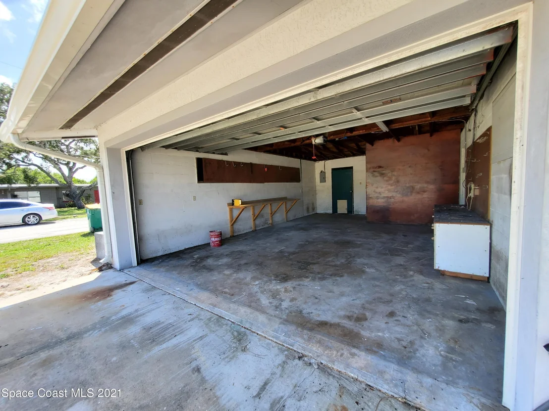 Photo of 2511 Vernon Drive NE