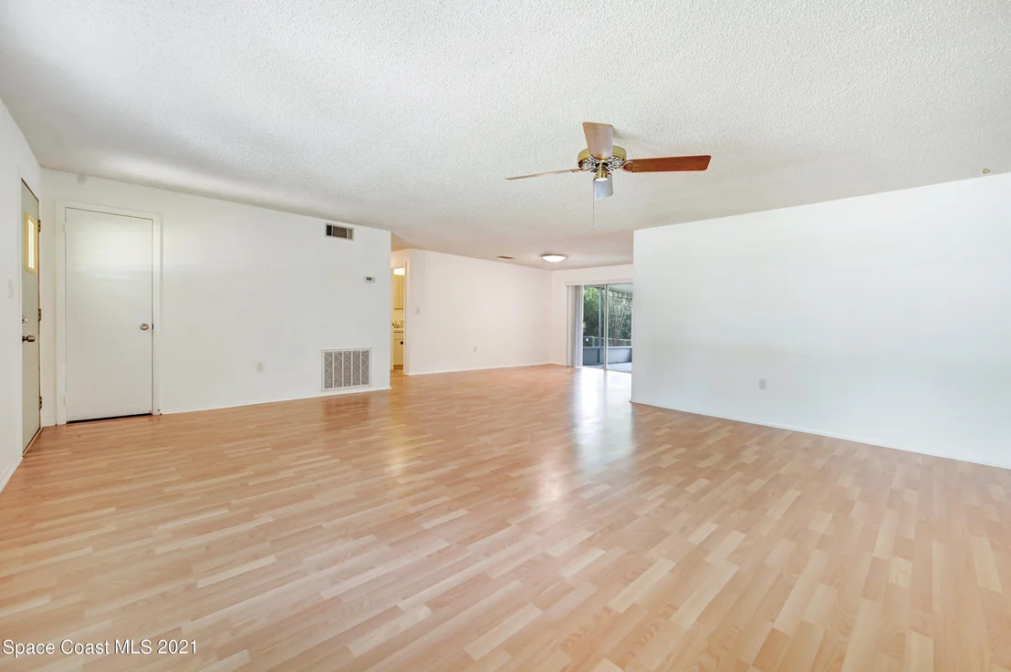 Photo of 1123 Hermosa Drive