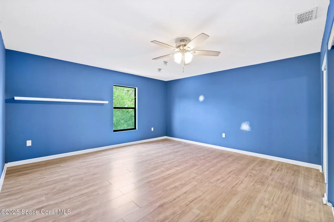 Photo of 404 Dryden Circle