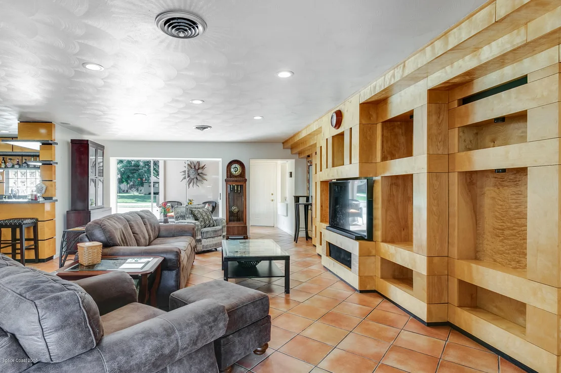 Photo of 8426 Sylvan Drive