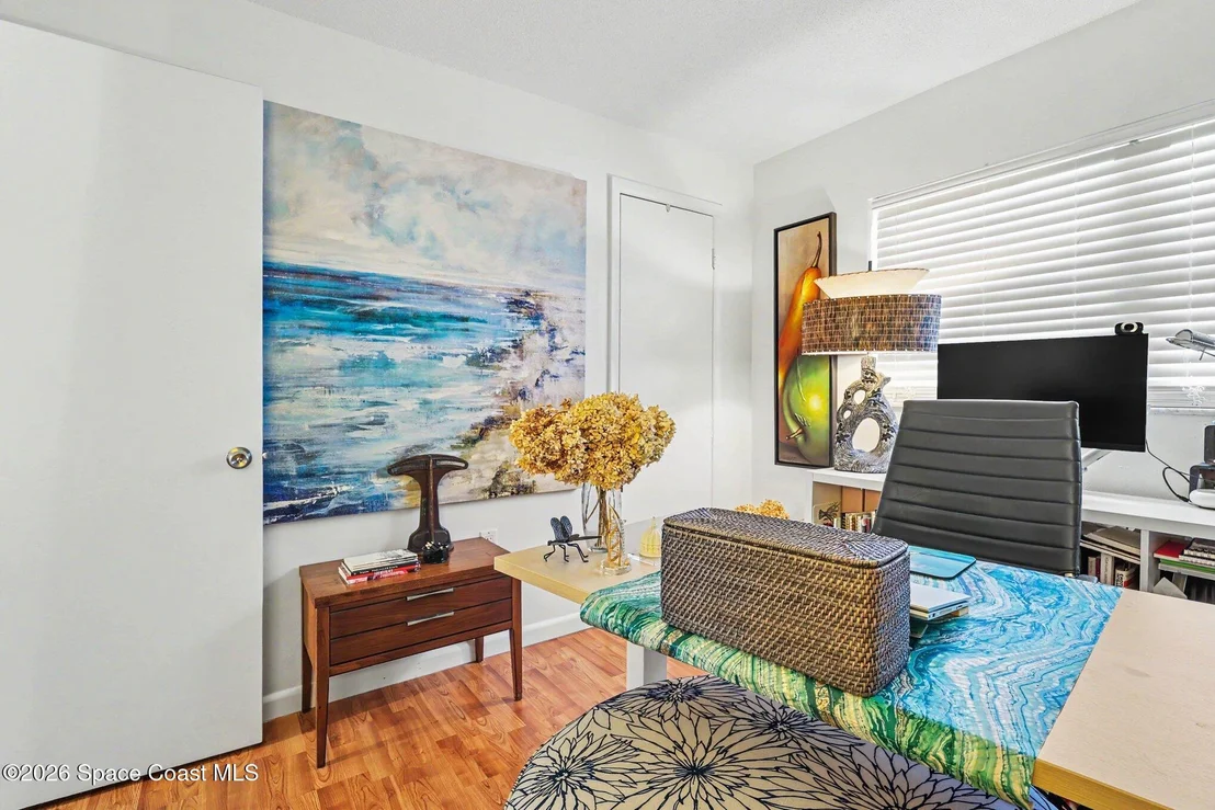 Photo of 444 Thrush Drive