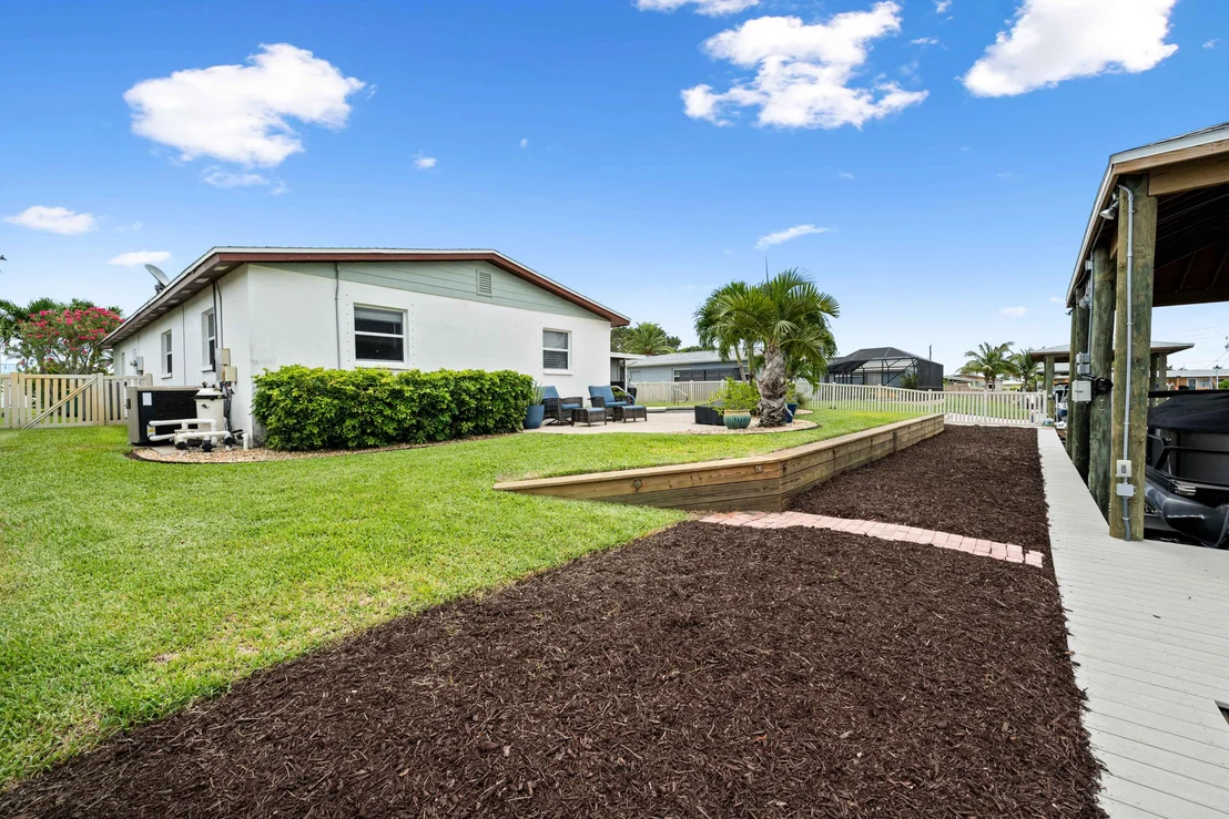 Photo of 420 Sparrow Drive