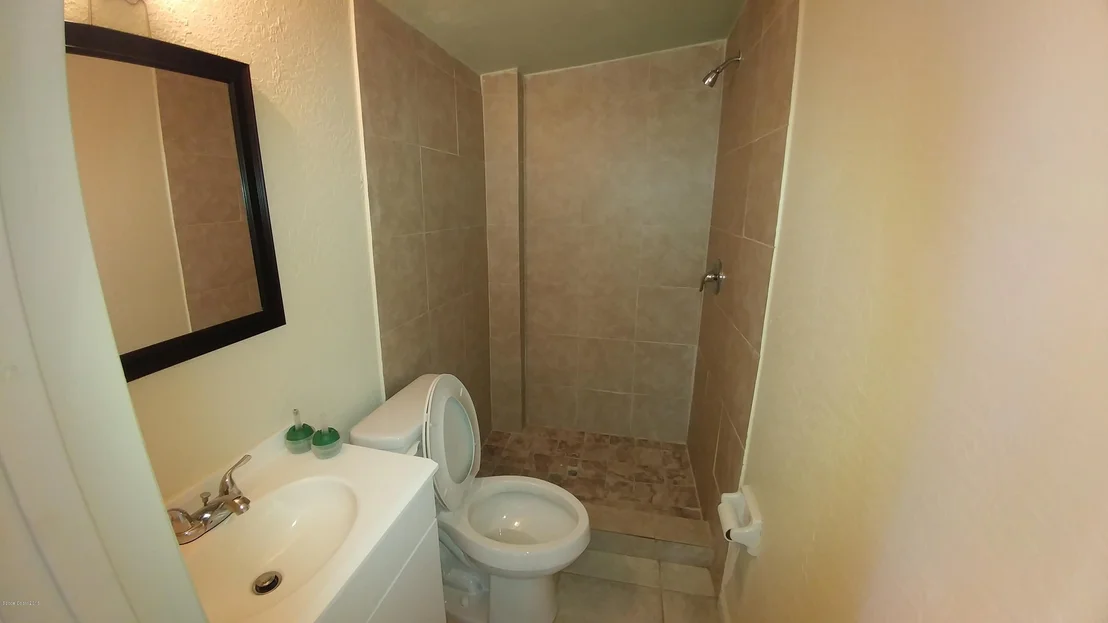 Photo of 1449 Lillian Lane