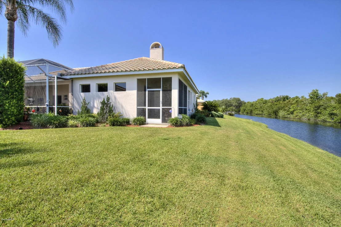 Photo of 931 Palm Brook Drive