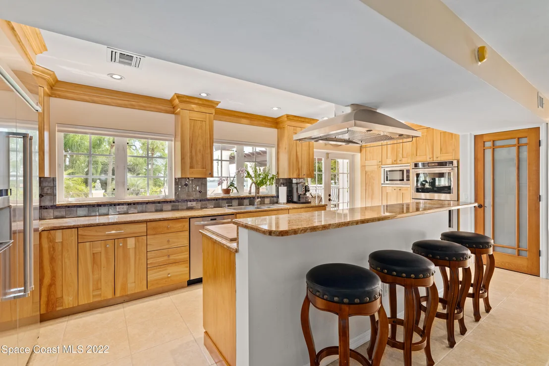 Photo of 2055 Rockledge Drive