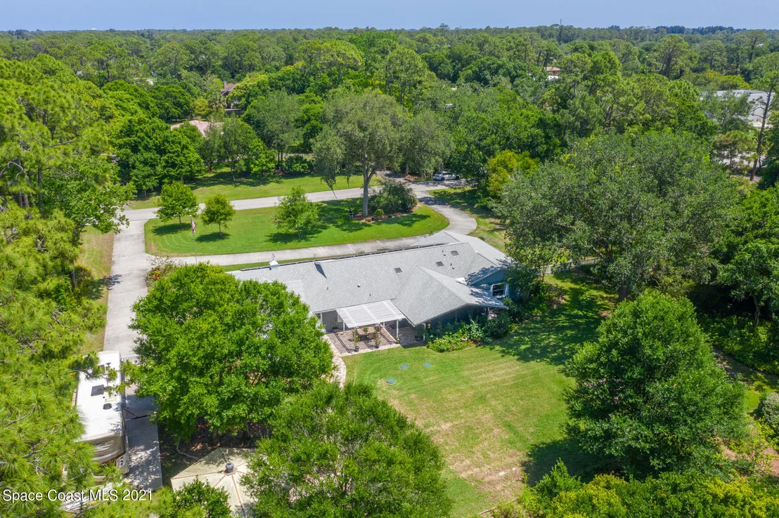 Photo of 1180 Ashlyn Drive