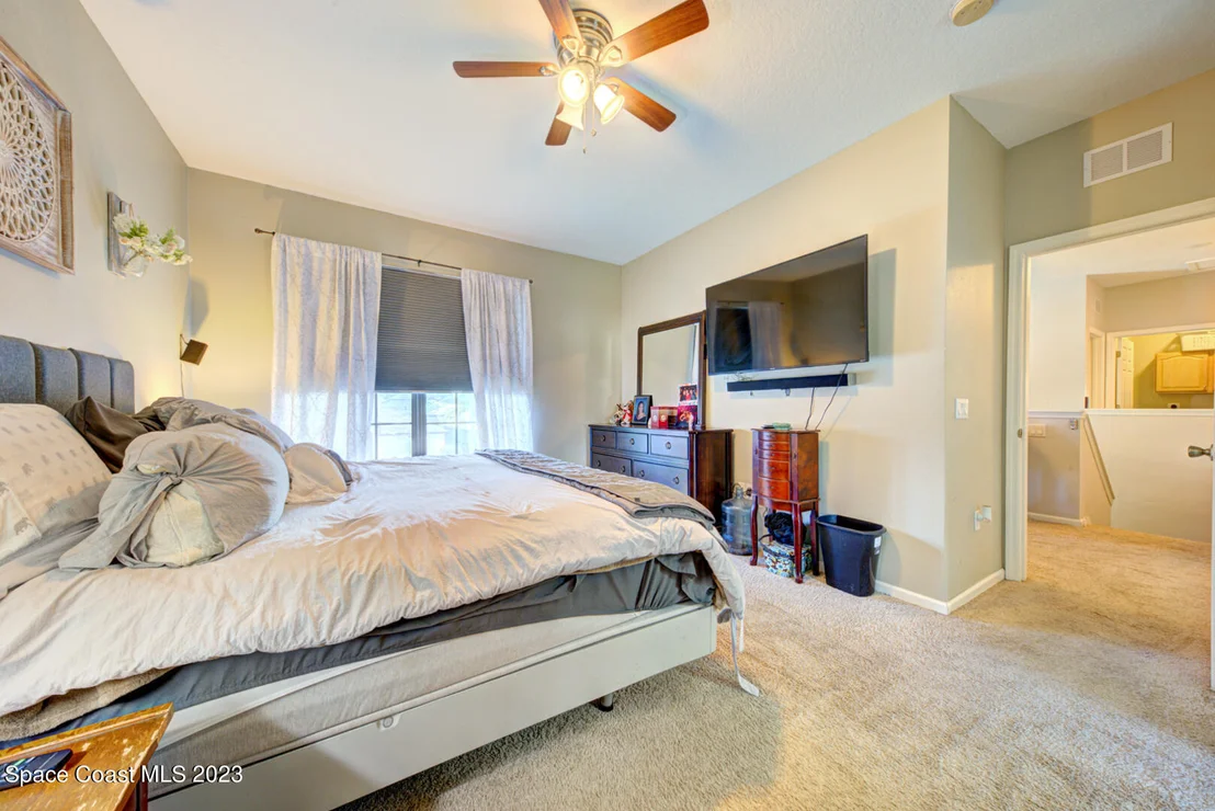 Photo of 194 Dryden Circle