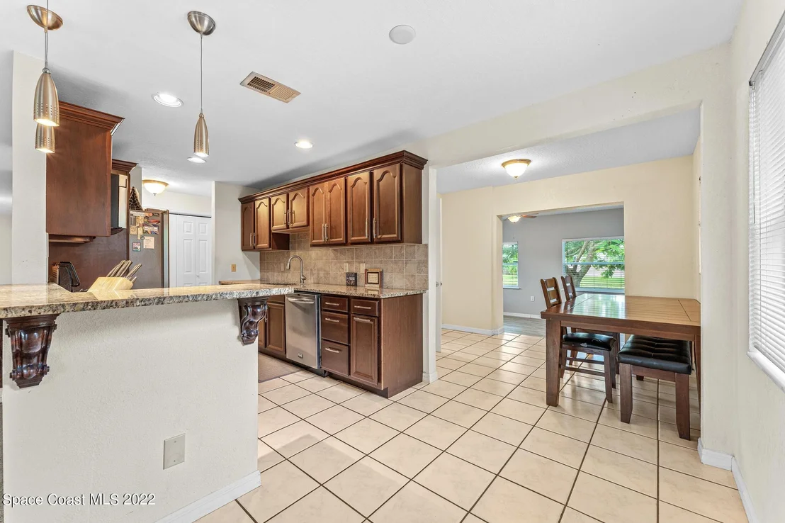 Photo of 1031 Regalia Drive