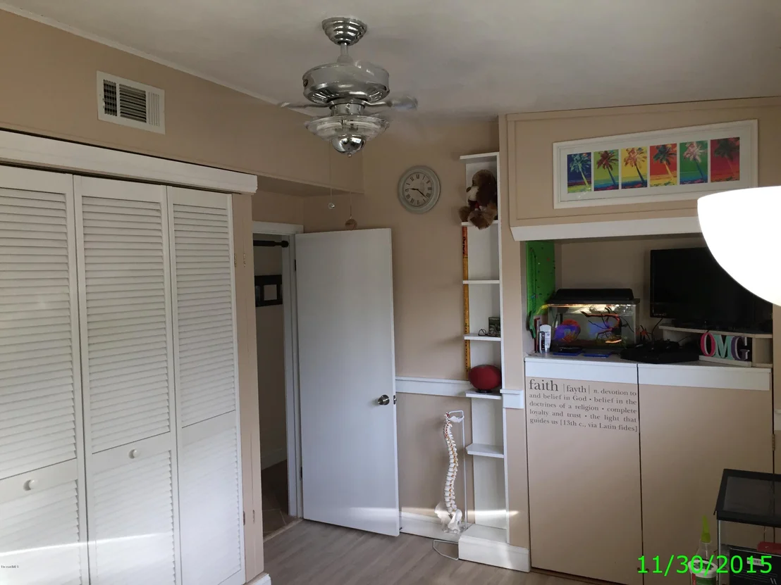 Photo of 476 Crescent Drive