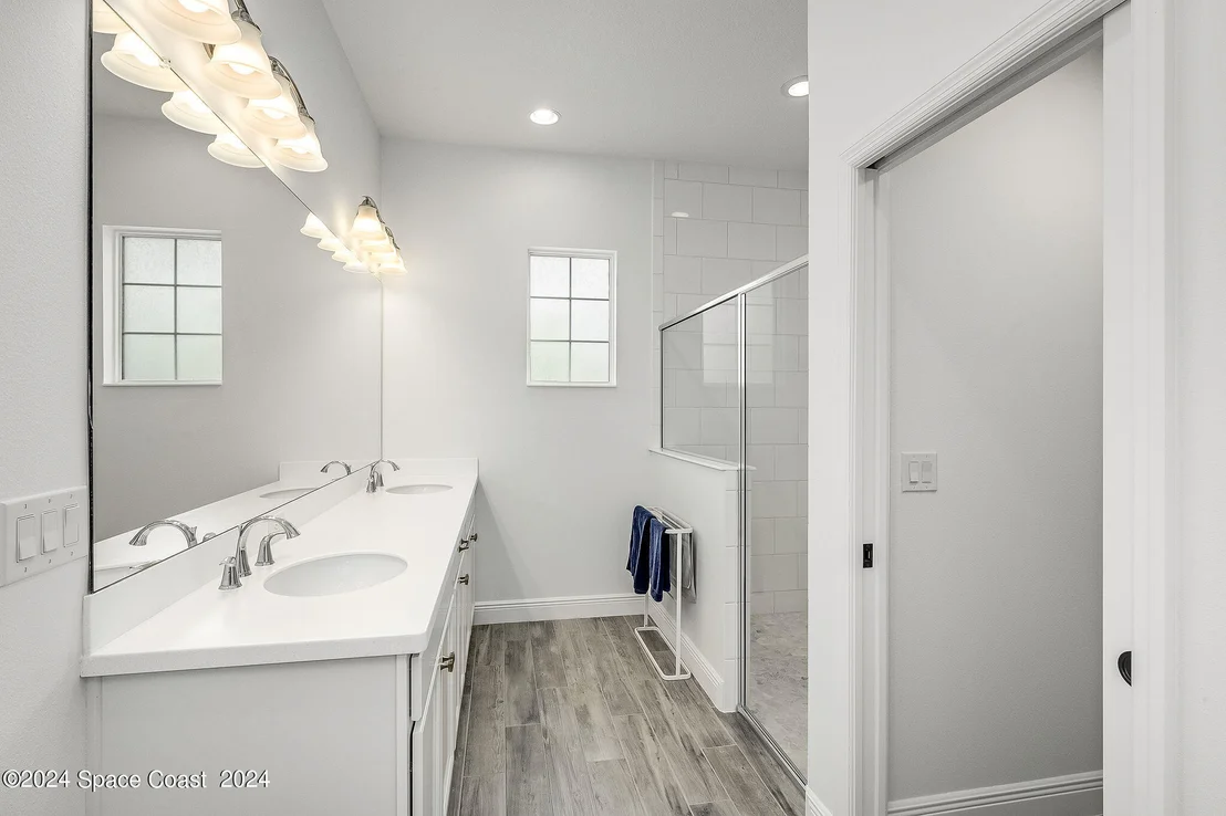 Photo of 8536 Lyside Drive
