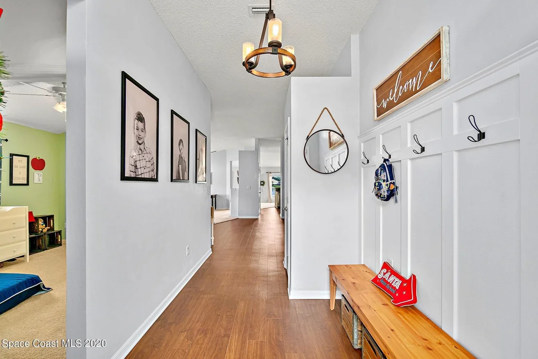 Photo of 3291 Merrick Avenue