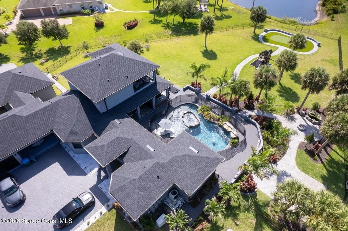 Photo of 2453 Westhorpe Drive