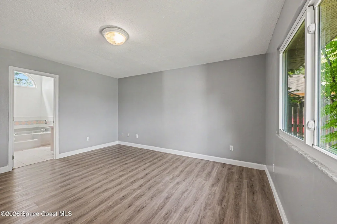 Photo of 6000 Chapman Street