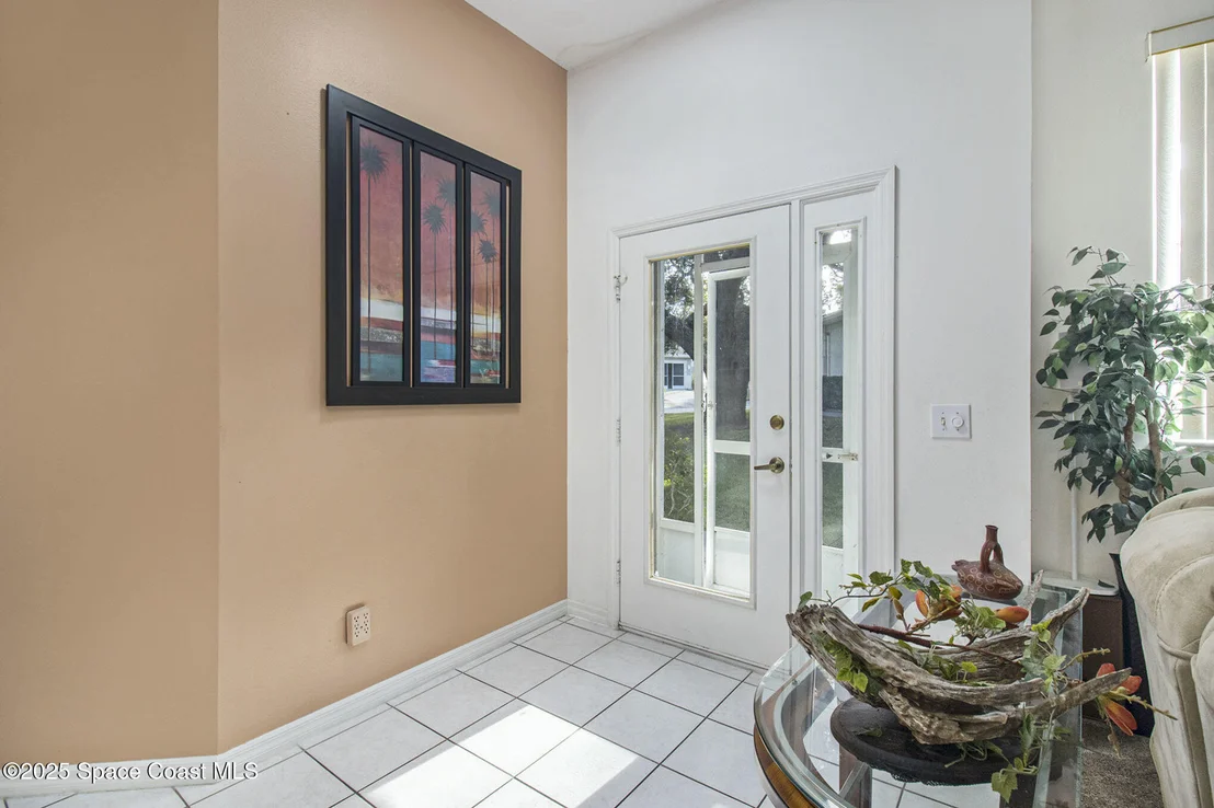 Photo of 1633 Derby Lane