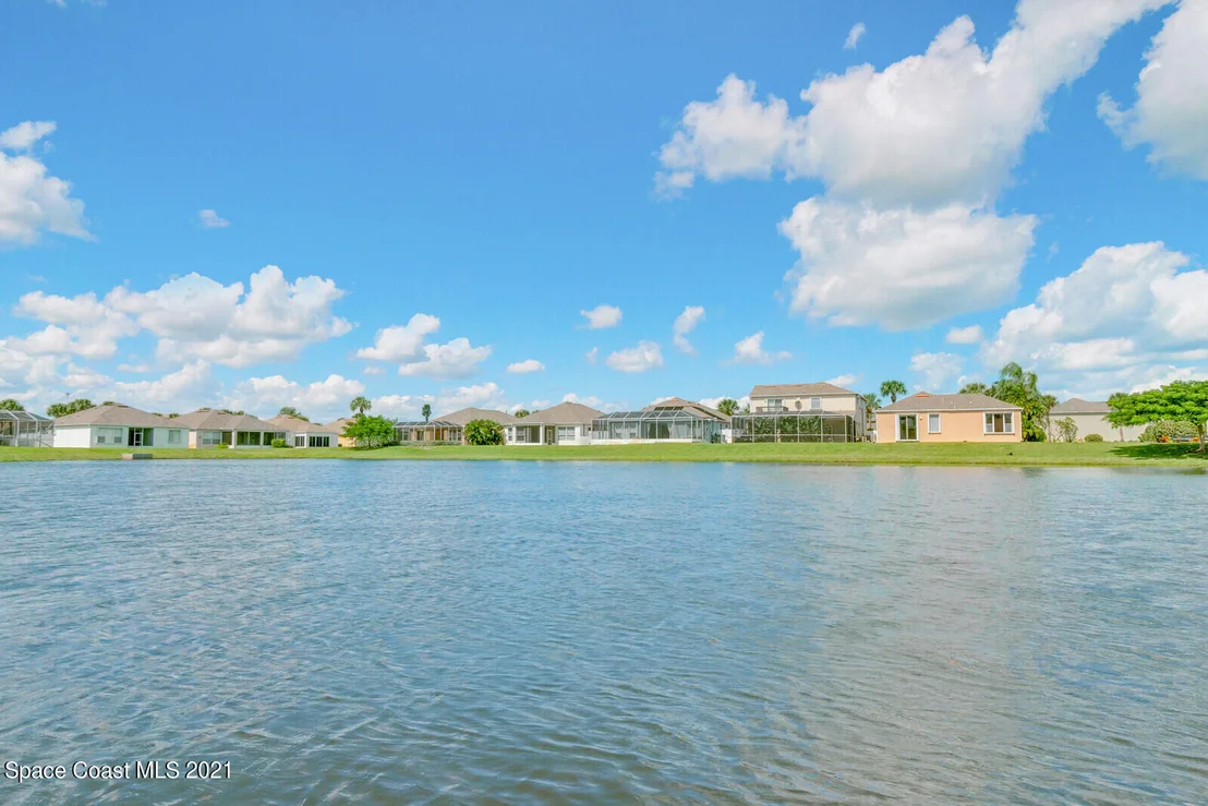 Photo of 332 Seafarer Circle