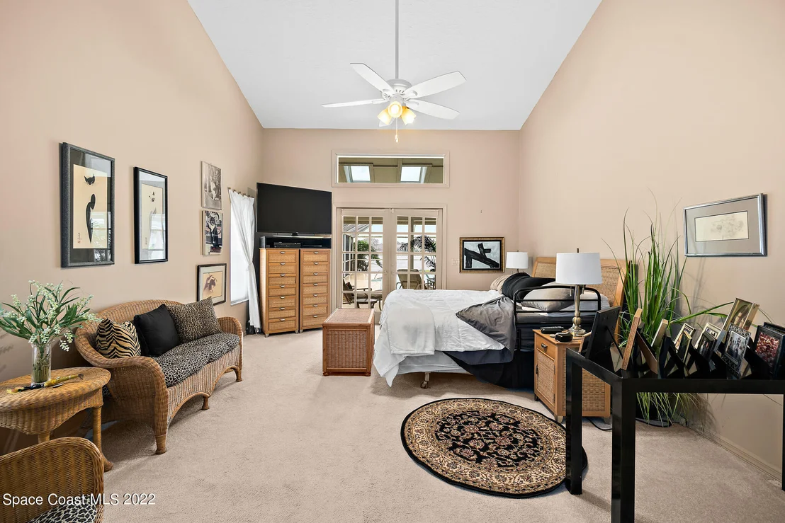 Photo of 686 Rossmoor Circle