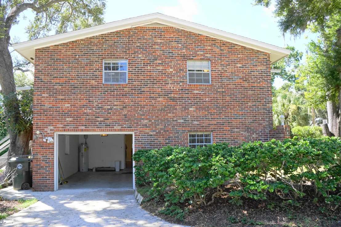 Photo of 635 Orange Court