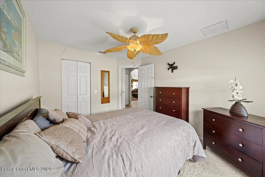 Photo of 704 La Veta Drive