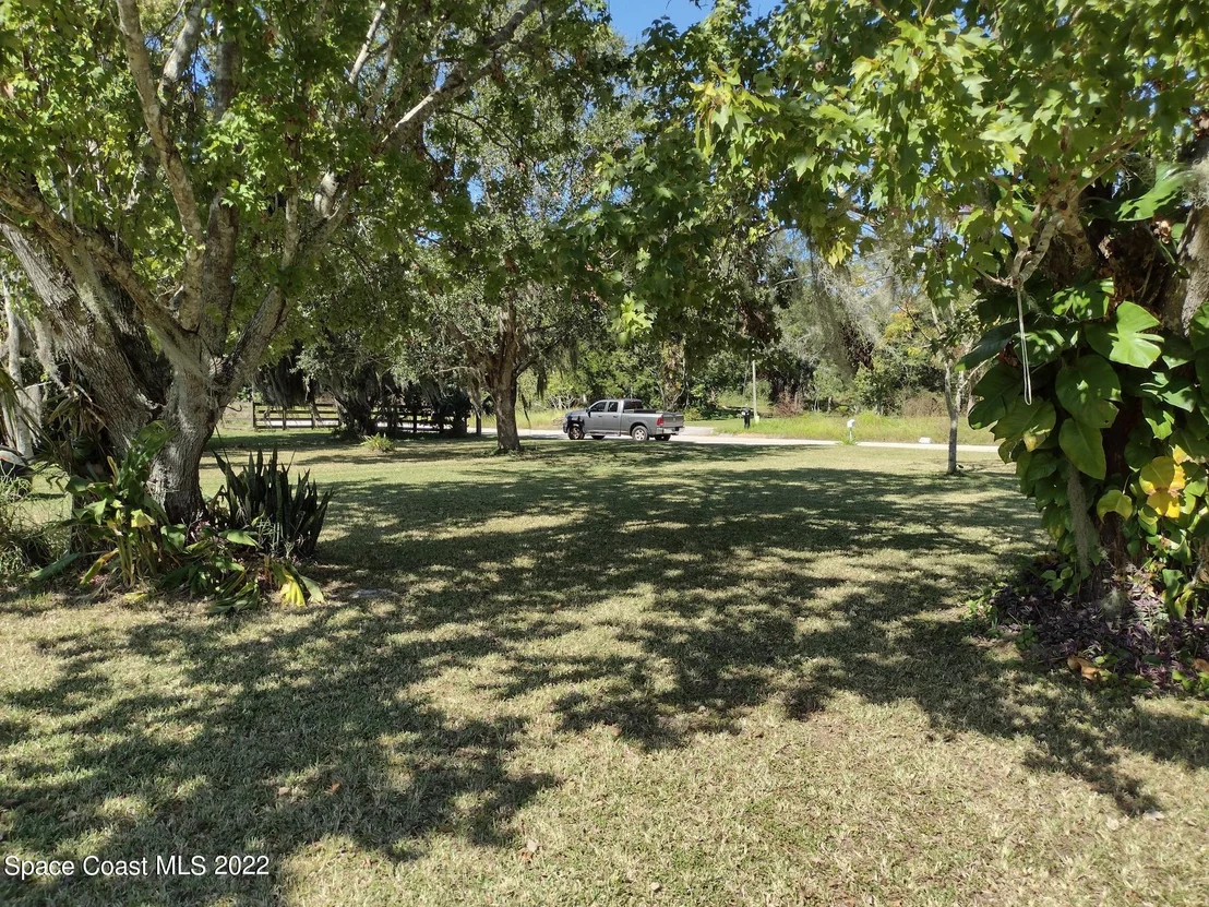 Photo of 2815 Brockett Road