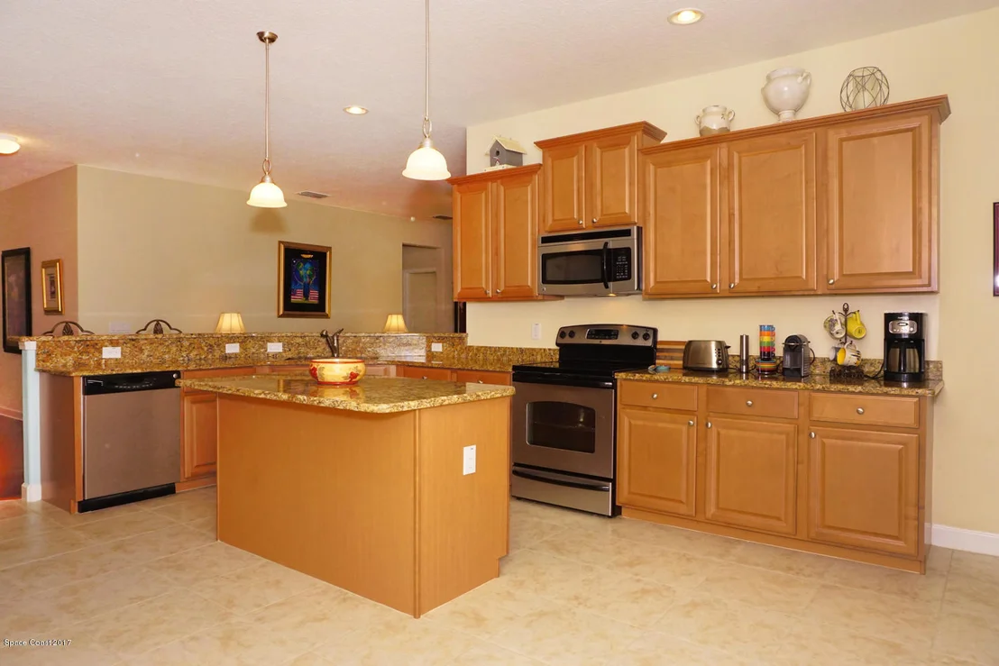 Photo of 6122 Goleta Circle