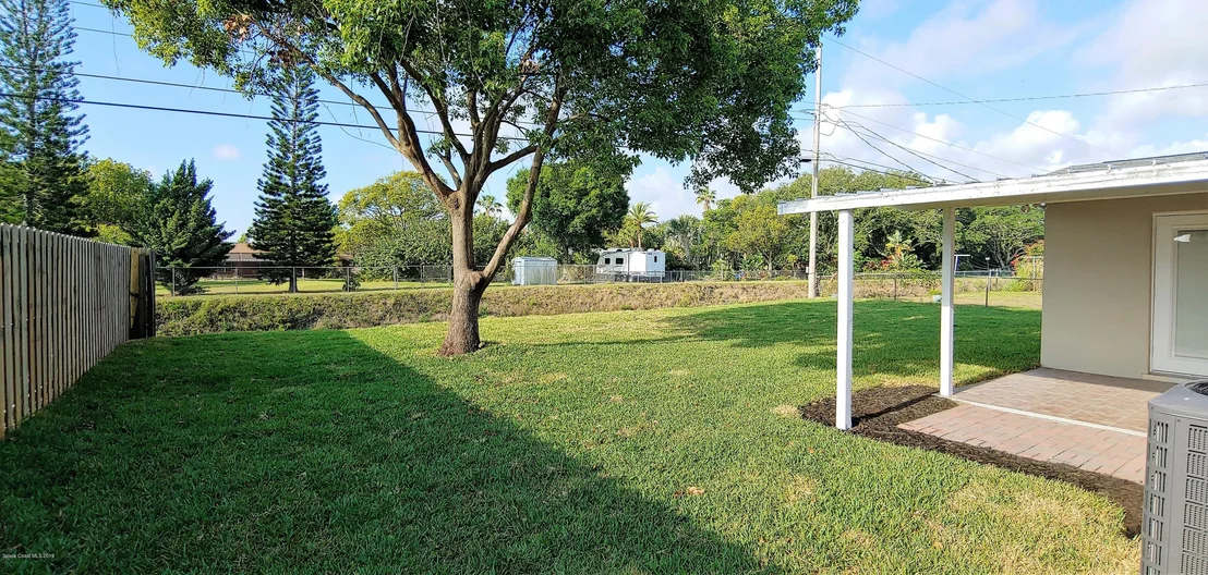 Photo of 2187 Montgomery Road