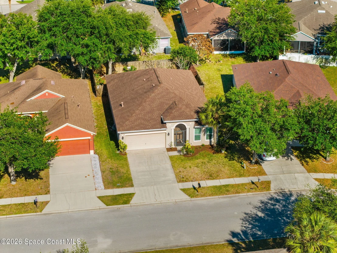 Photo of 851 Benton Drive