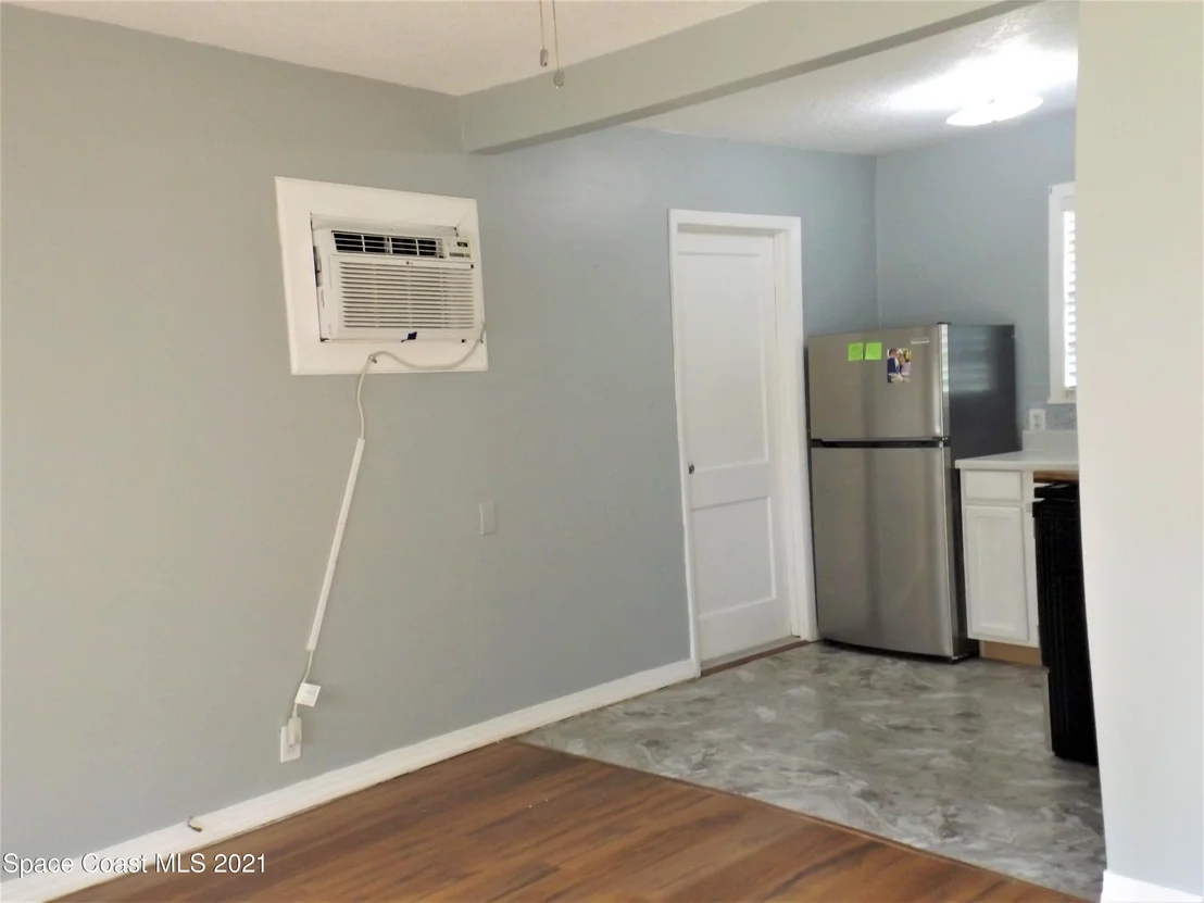 Photo of 2145 Feast Road
