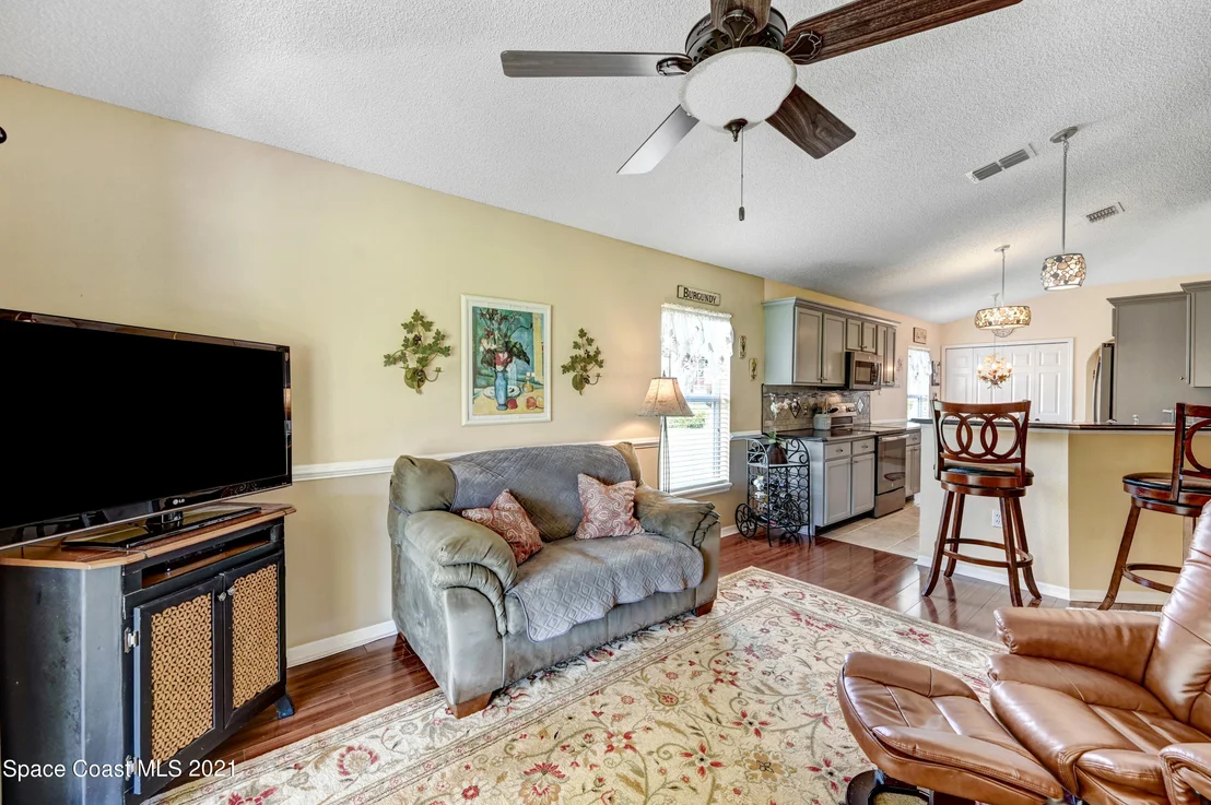 Photo of 2231 Spring Creek Circle NE