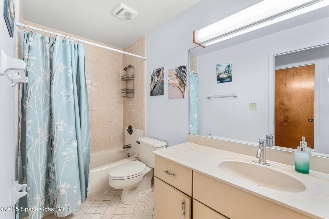 Photo of 440 Pine Tree Drive