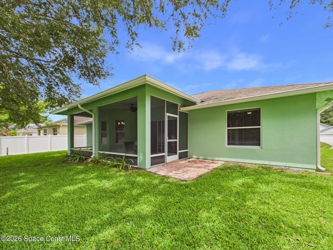 Photo of 732 Newhall Terrace