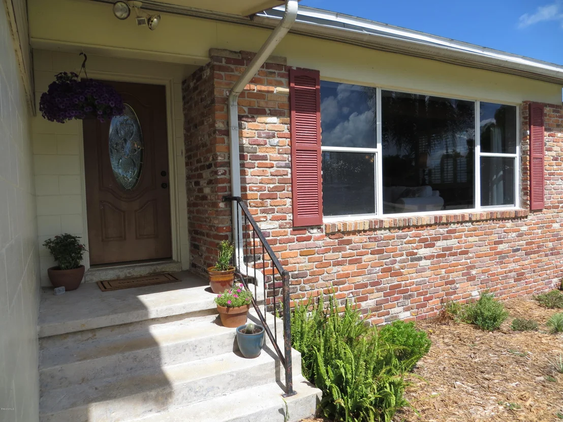 Photo of 1715 Hubbard Drive