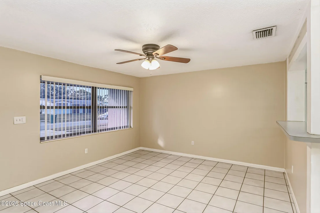 Photo of 545 Westminster Avenue