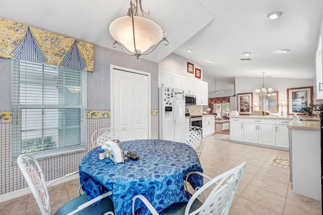 Photo of 6934 Renshaw Drive