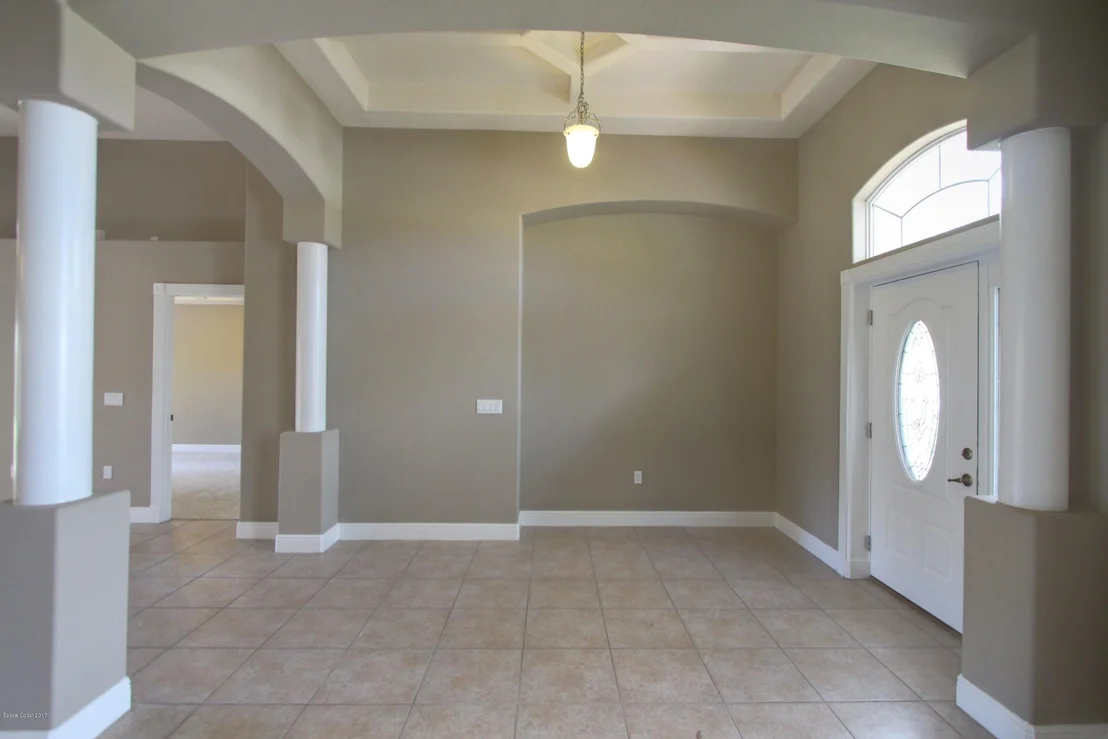 Photo of 326 Park Hill Boulevard