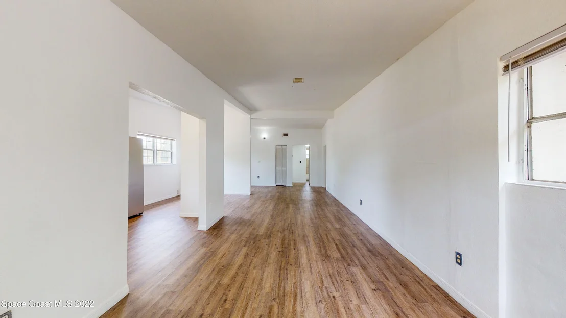 Photo of 1066 Indrio Lane NE