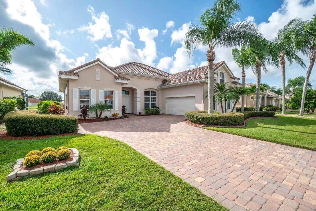 Photo of 4332 Collingtree Drive