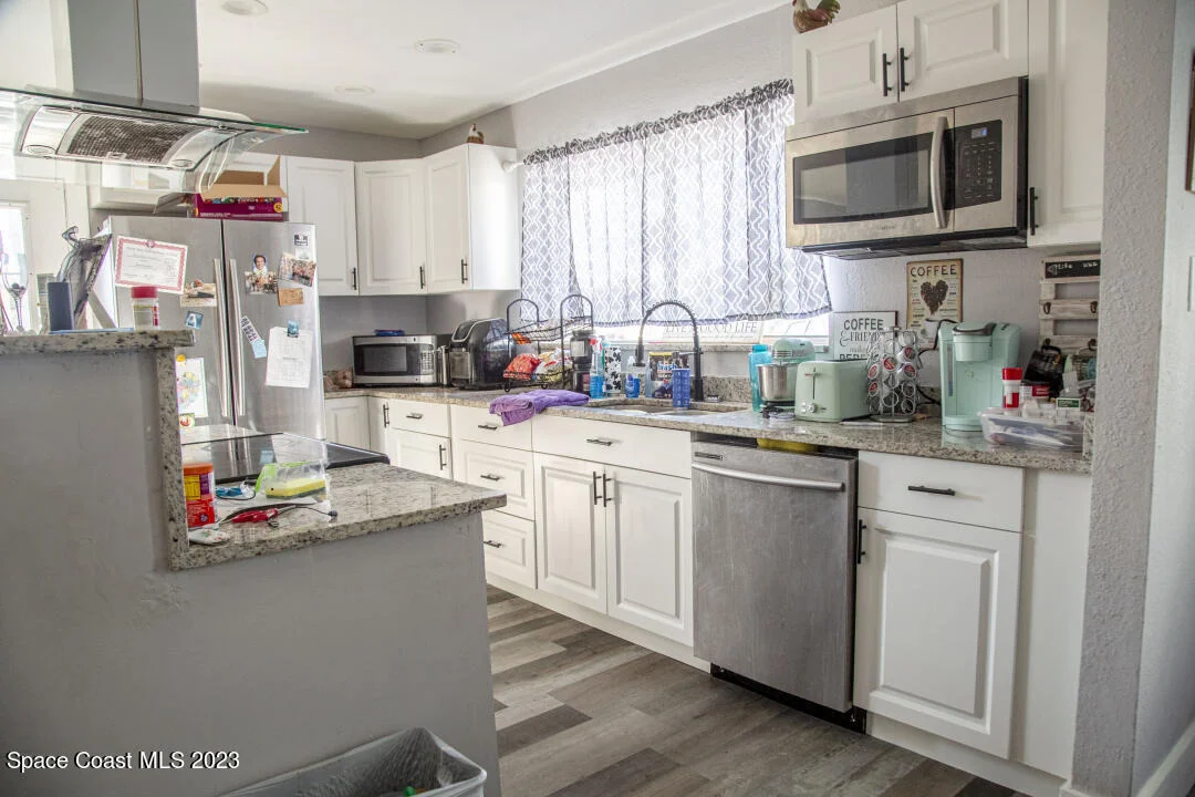 Photo of 750 Bianca Drive NE