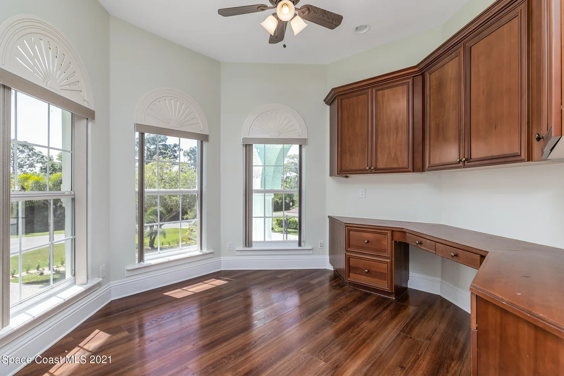 Photo of 3520 Charlton Place