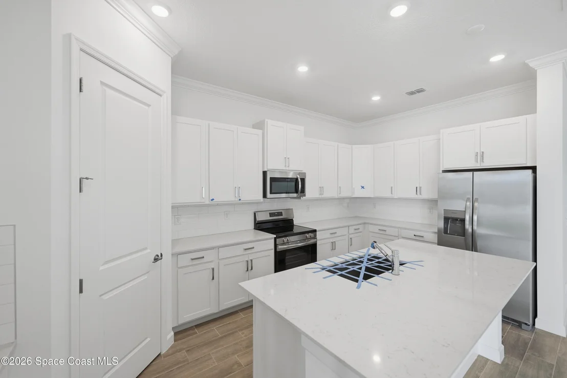 Photo of 923 Veronese Place NW