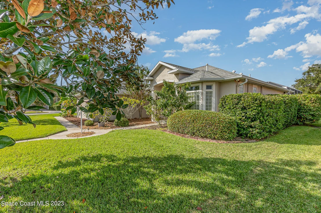 Photo of 990 Starling Way