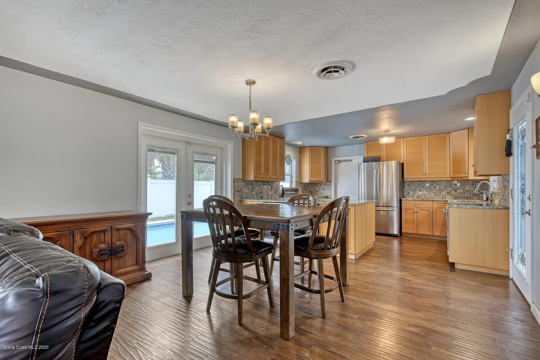 Photo of 100 Surry Lane