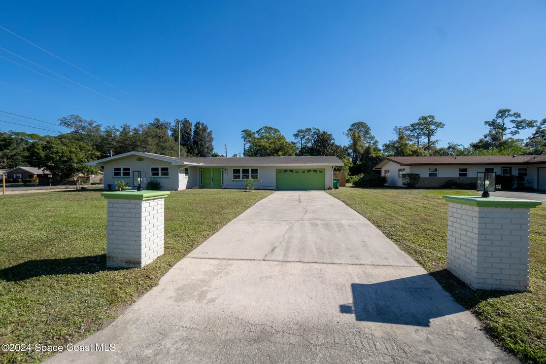 Photo of 8303 Sylvan Drive