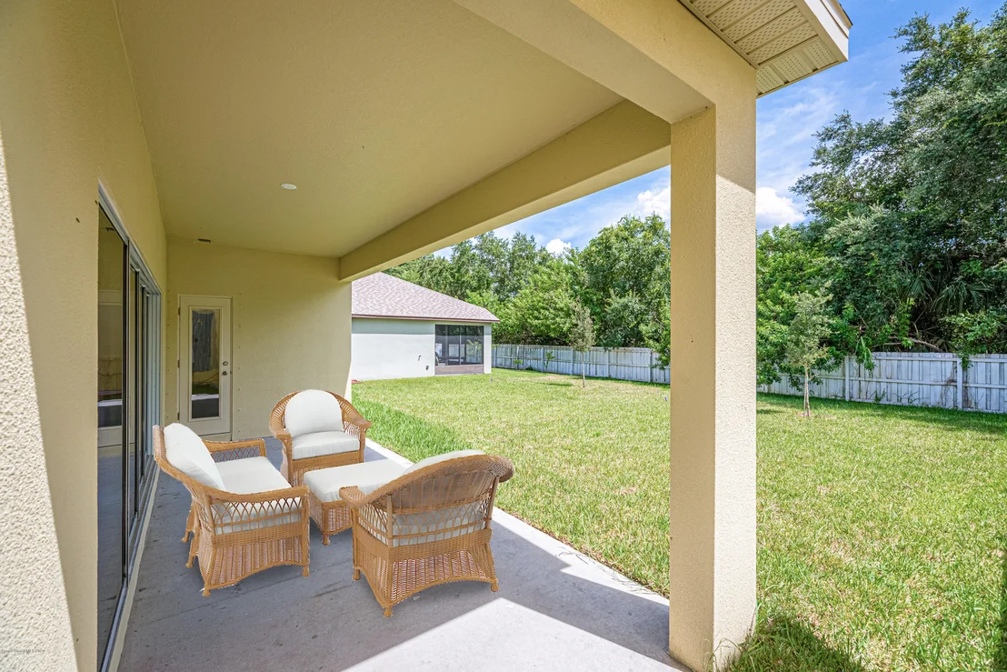 Photo of 425 Dryden Circle