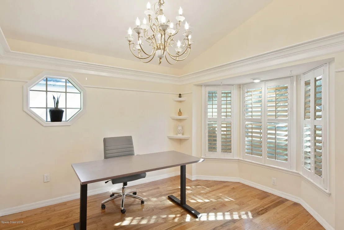 Photo of 2477 Saint Johns Lane