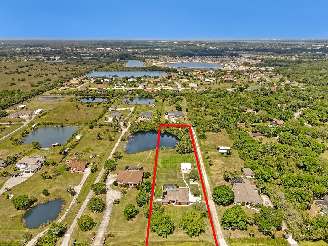 Photo of 1840 Barton Boulevard