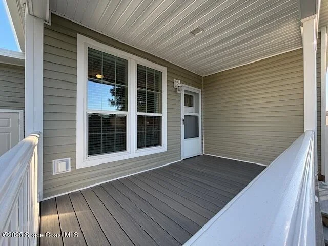 Photo of 723 Hyacinth Circle
