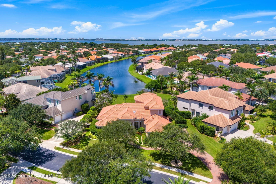 Photo of 242 Flanders Drive